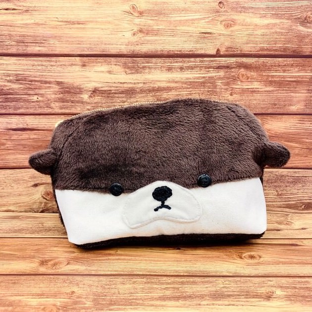 sachi カワウソポーチ